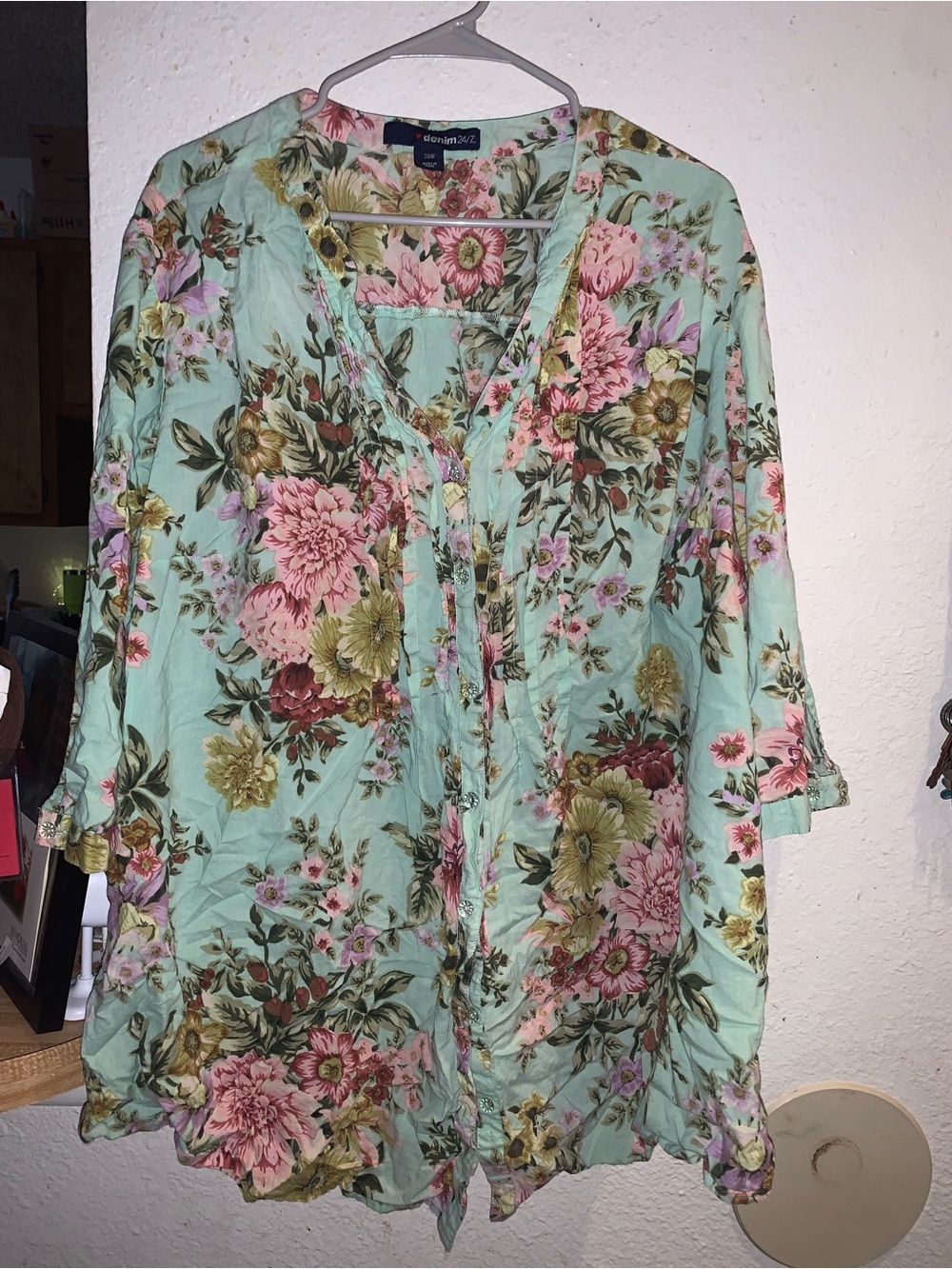 Denim&Co Mint Floral Button-Front Tunic
